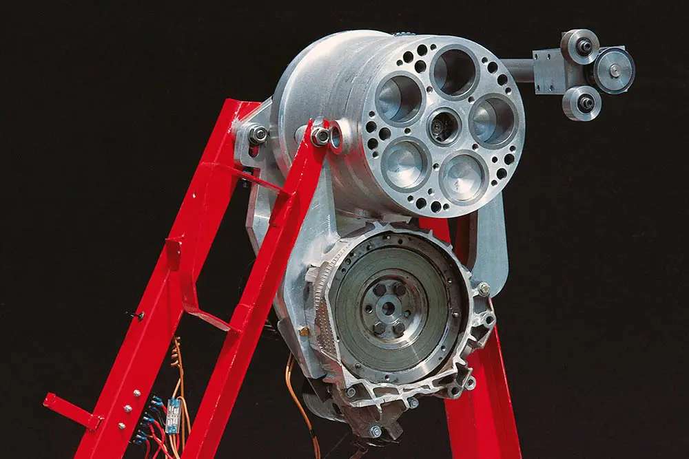 Hubregelmotor